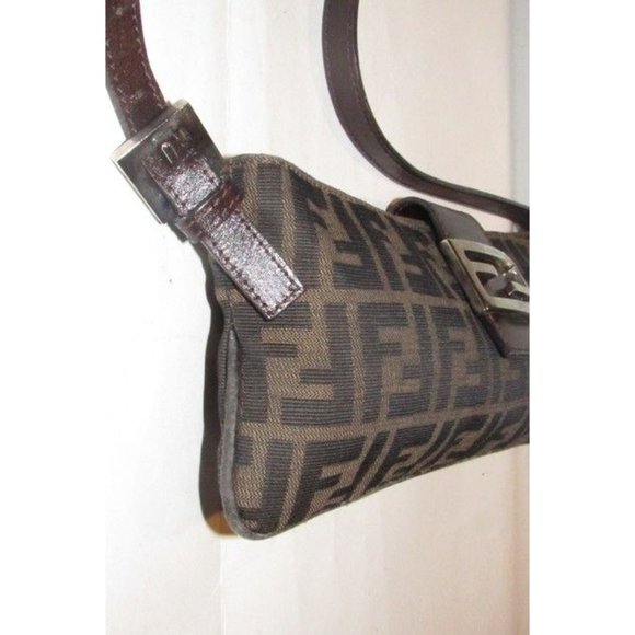 Fendi Baguette Style Shoulder Cross Body Zucco Print In Browns Canvas - Picture 11 of 12
